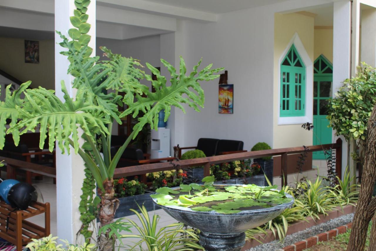 Blue Eyes Inn Unawatuna Bagian luar foto