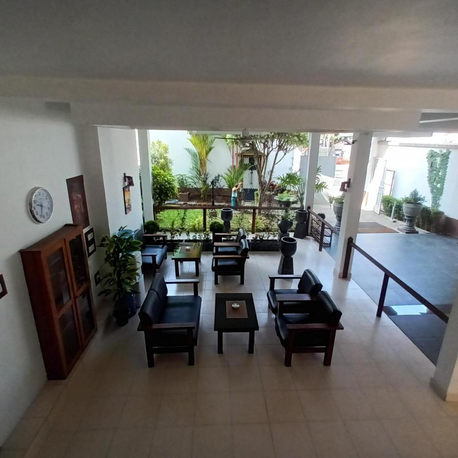 Blue Eyes Inn Unawatuna Bagian luar foto